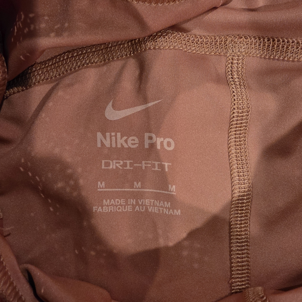 Nike Women's Rust Bike Shorts with White Swoosh - Picture 2 of 7